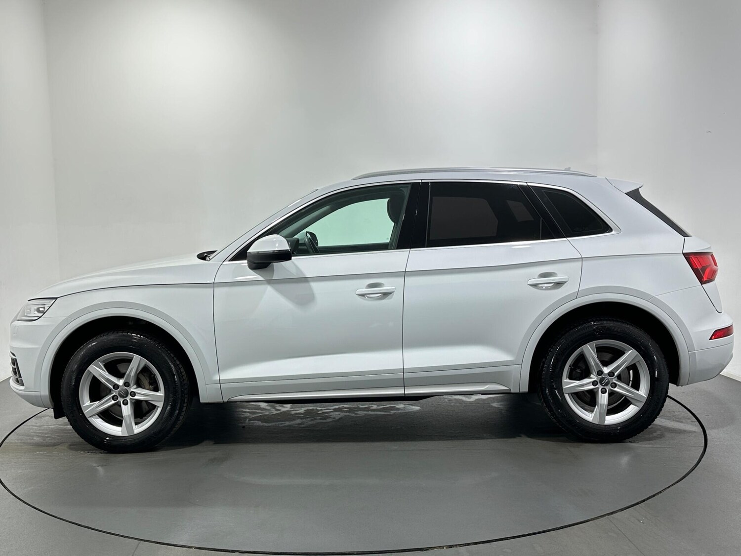 Used Audi Q5 2019 for sale - 76878905: Photo 5