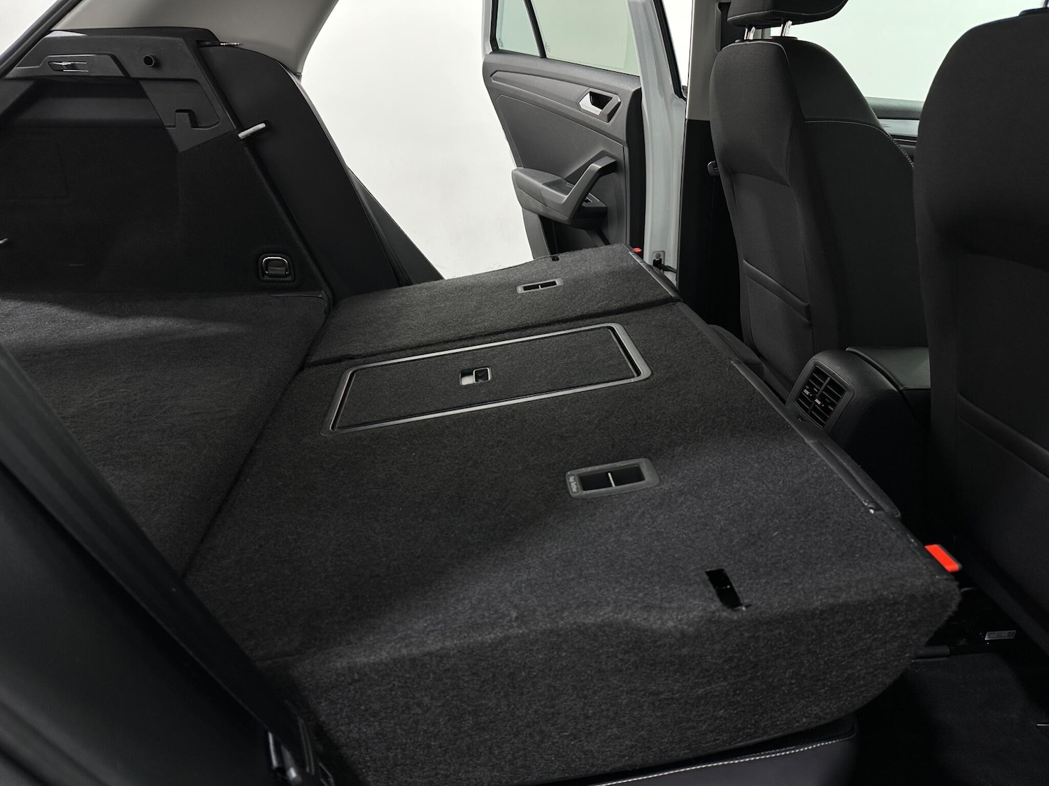 Used Volkswagen T-Roc 2023 for sale - 77454981: Photo 46