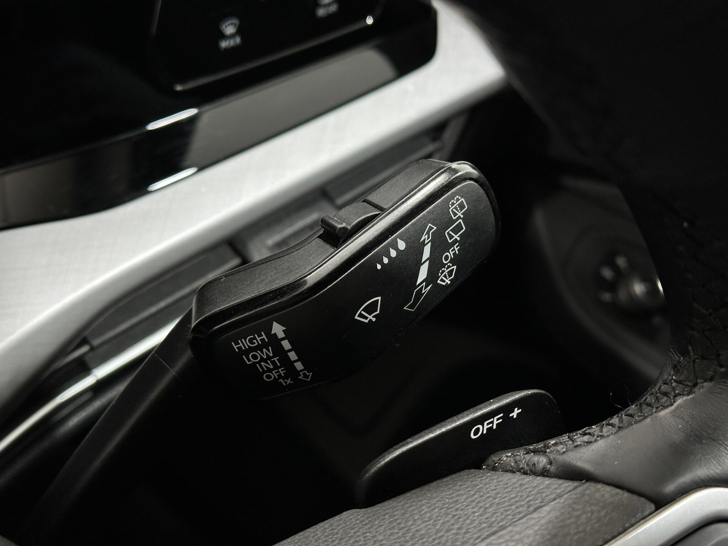 Used Volkswagen Golf for sale - 77625388: Photo 17