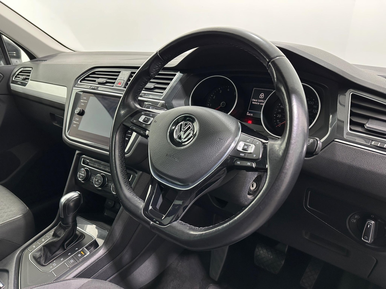 Used Volkswagen Tiguan 2019 for sale - 76878864: Photo 10