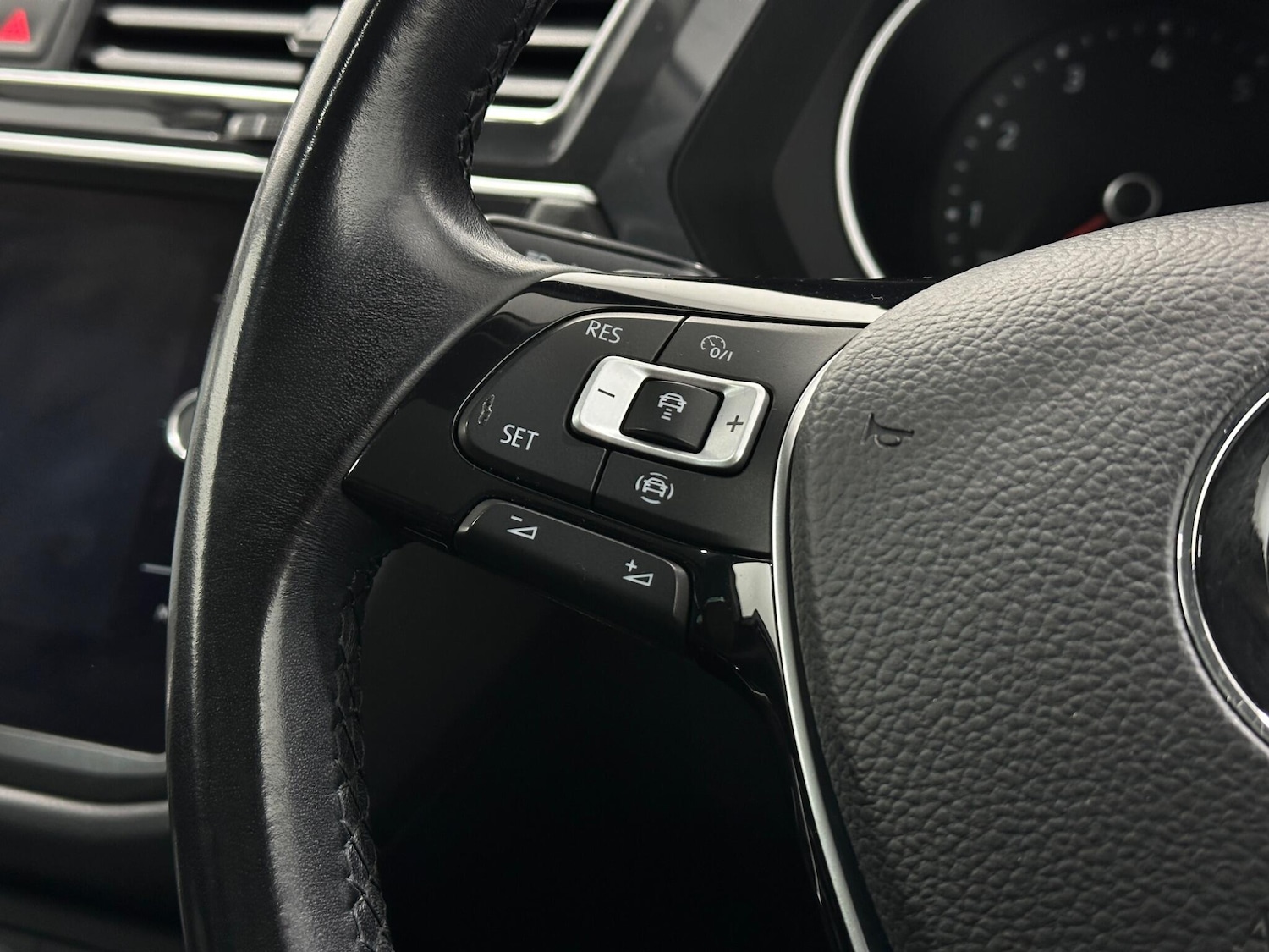 Used Volkswagen Tiguan 2019 for sale - 76878864: Photo 13