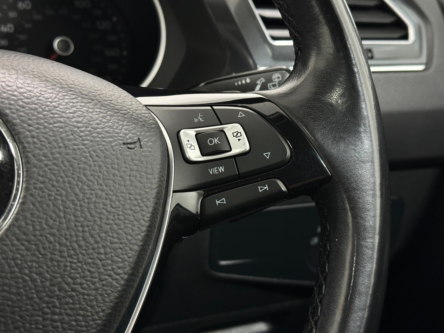 Used Volkswagen Tiguan 2019 for sale - 76878864: Photo 14