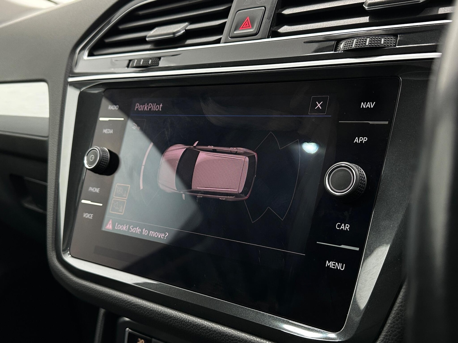 Used Volkswagen Tiguan 2019 for sale - 76878864: Photo 22