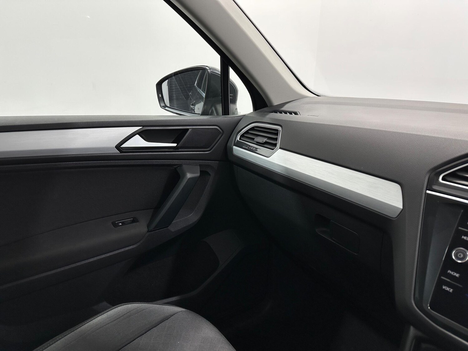 Used Volkswagen Tiguan 2019 for sale - 76878864: Photo 26