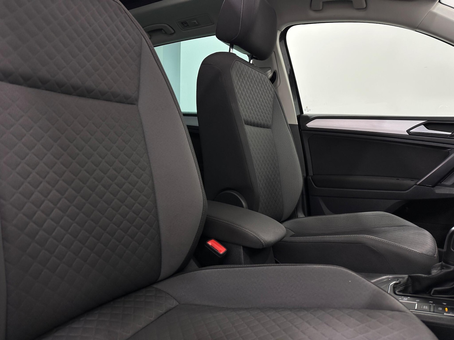 Used Volkswagen Tiguan 2019 for sale - 76878864: Photo 30