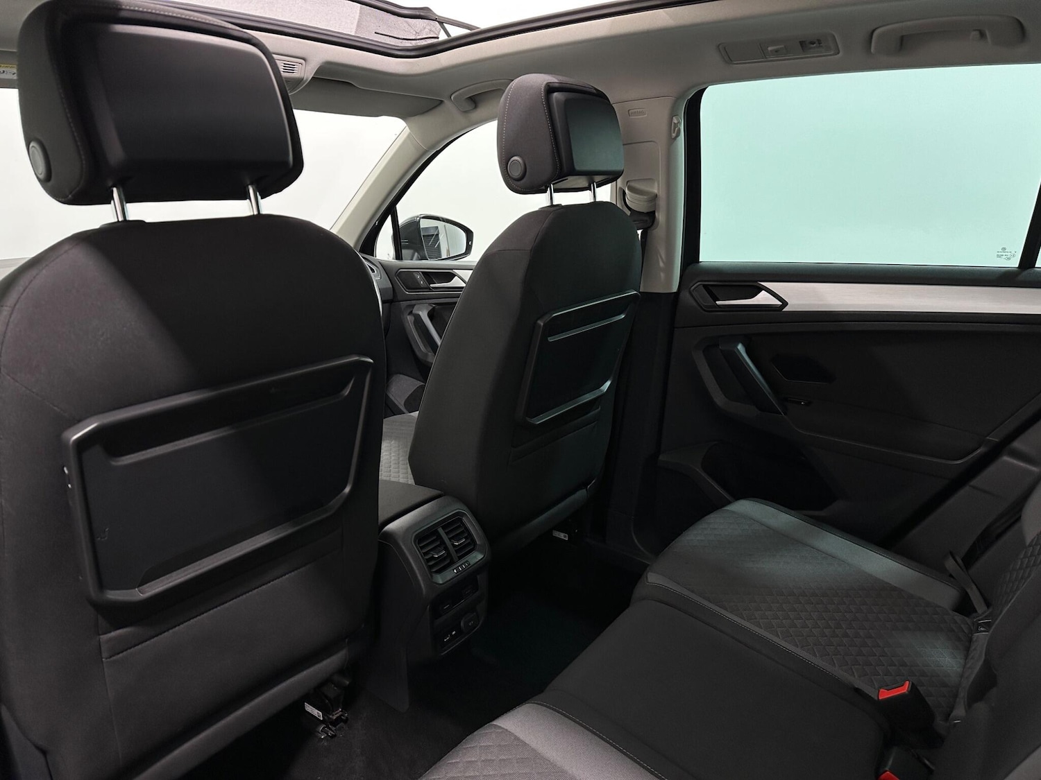 Used Volkswagen Tiguan 2019 for sale - 76878864: Photo 37