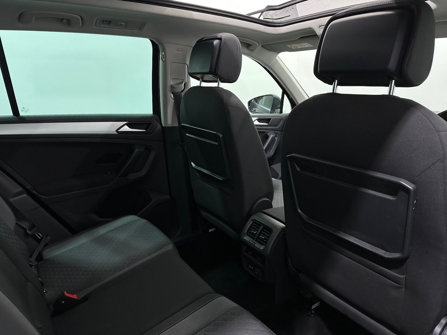 Used Volkswagen Tiguan 2019 for sale - 76878864: Photo 40