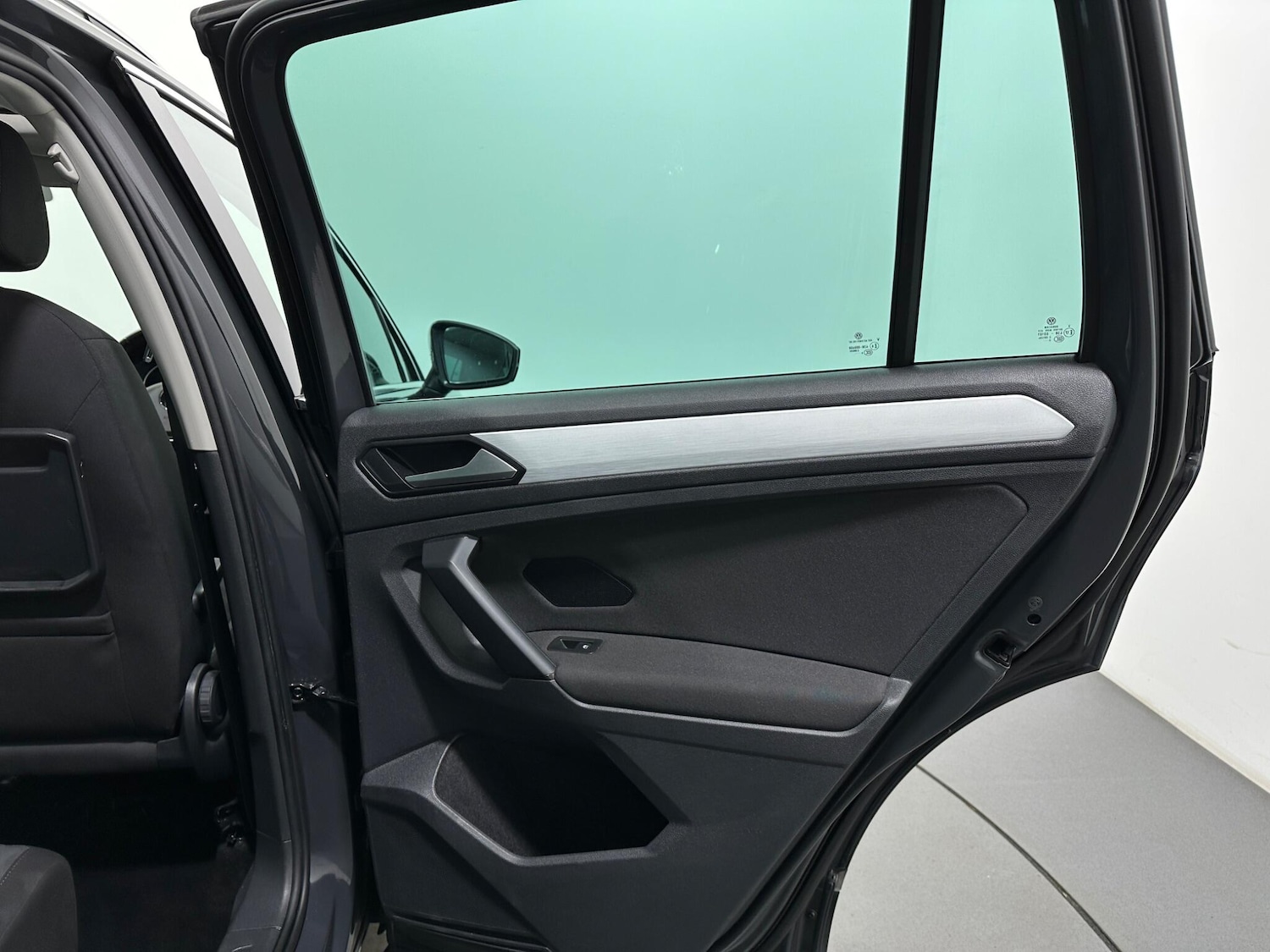 Used Volkswagen Tiguan 2019 for sale - 76878864: Photo 42