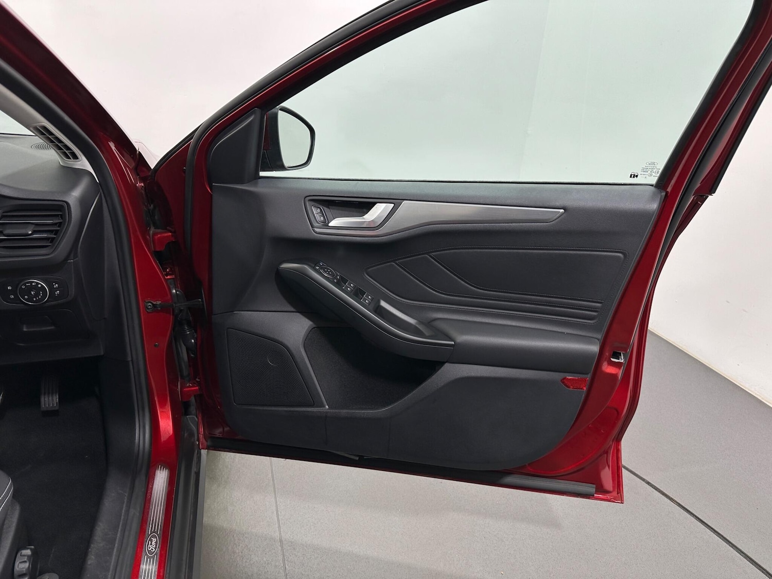 Used Ford Focus 2018 for sale - 77305666: Photo 33