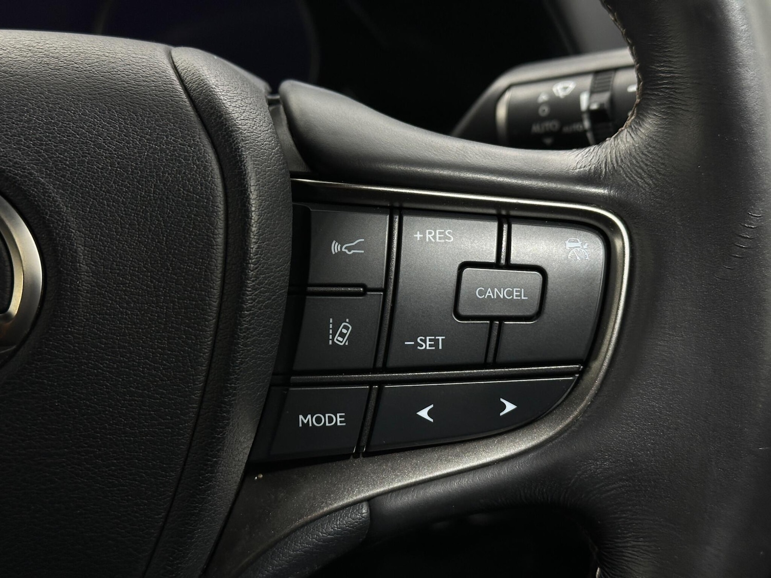 Used Lexus UX 2020 for sale - 77120880: Photo 15