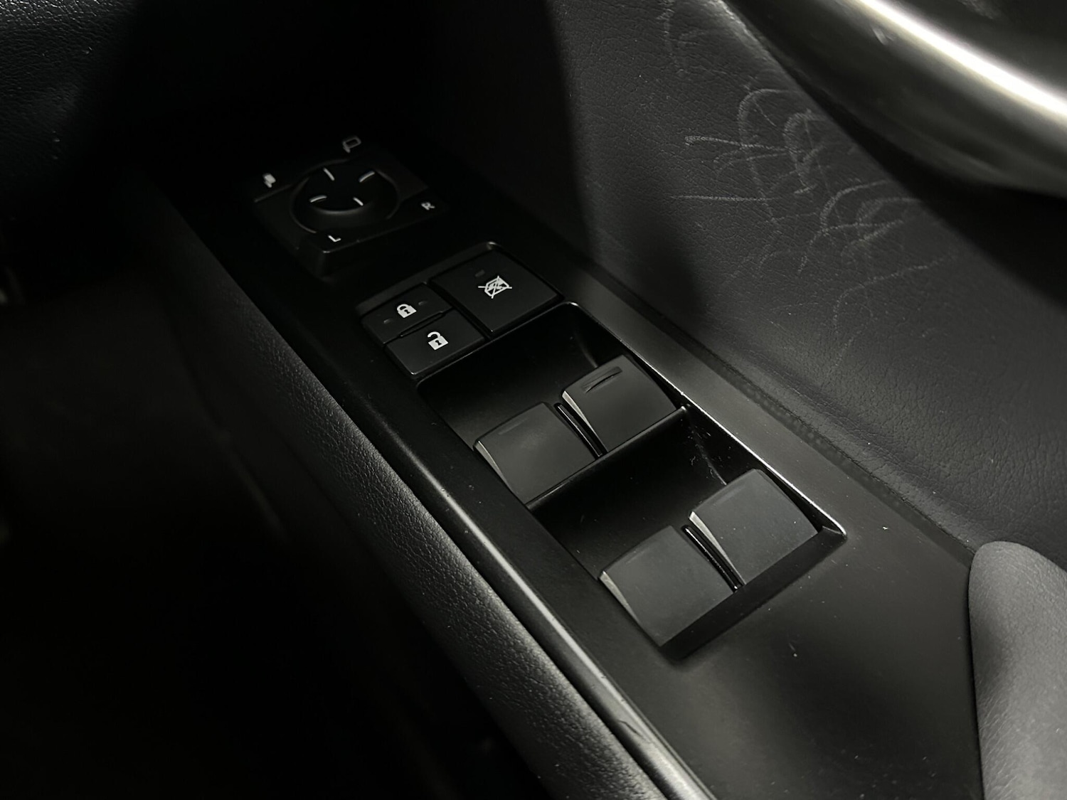 Used Lexus UX 2020 for sale - 77120880: Photo 17