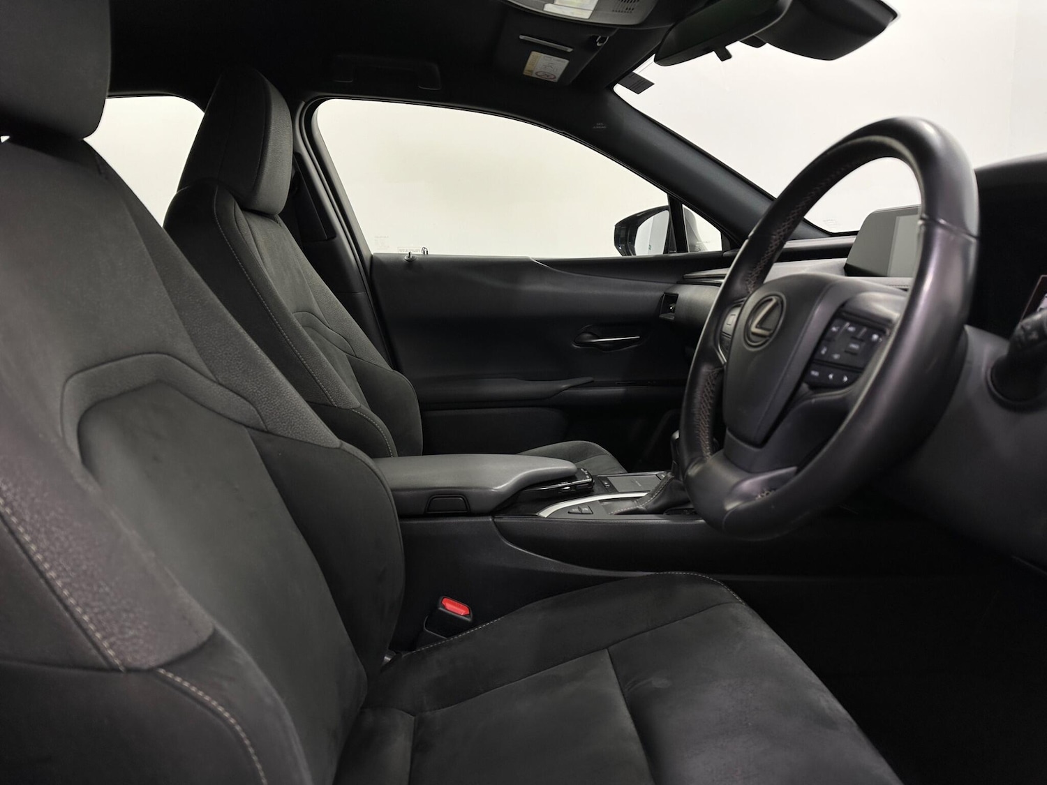 Used Lexus UX 2020 for sale - 77120880: Photo 29