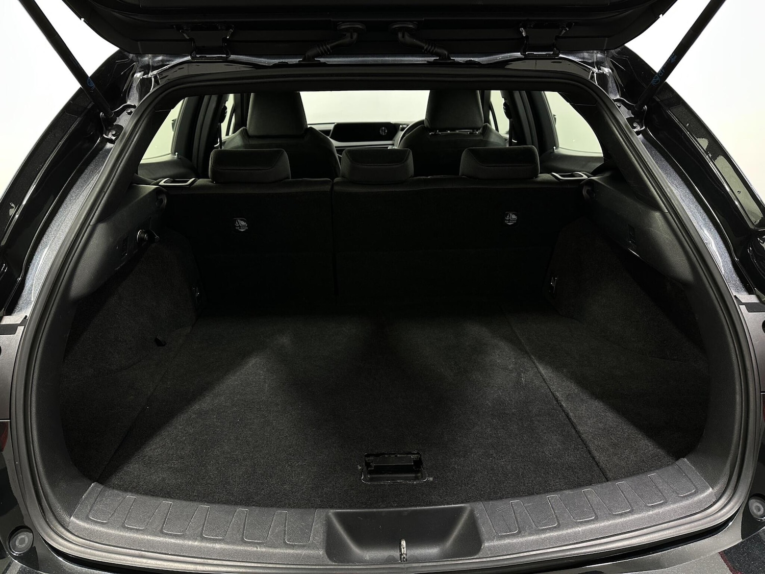 Used Lexus UX 2020 for sale - 77120880: Photo 44