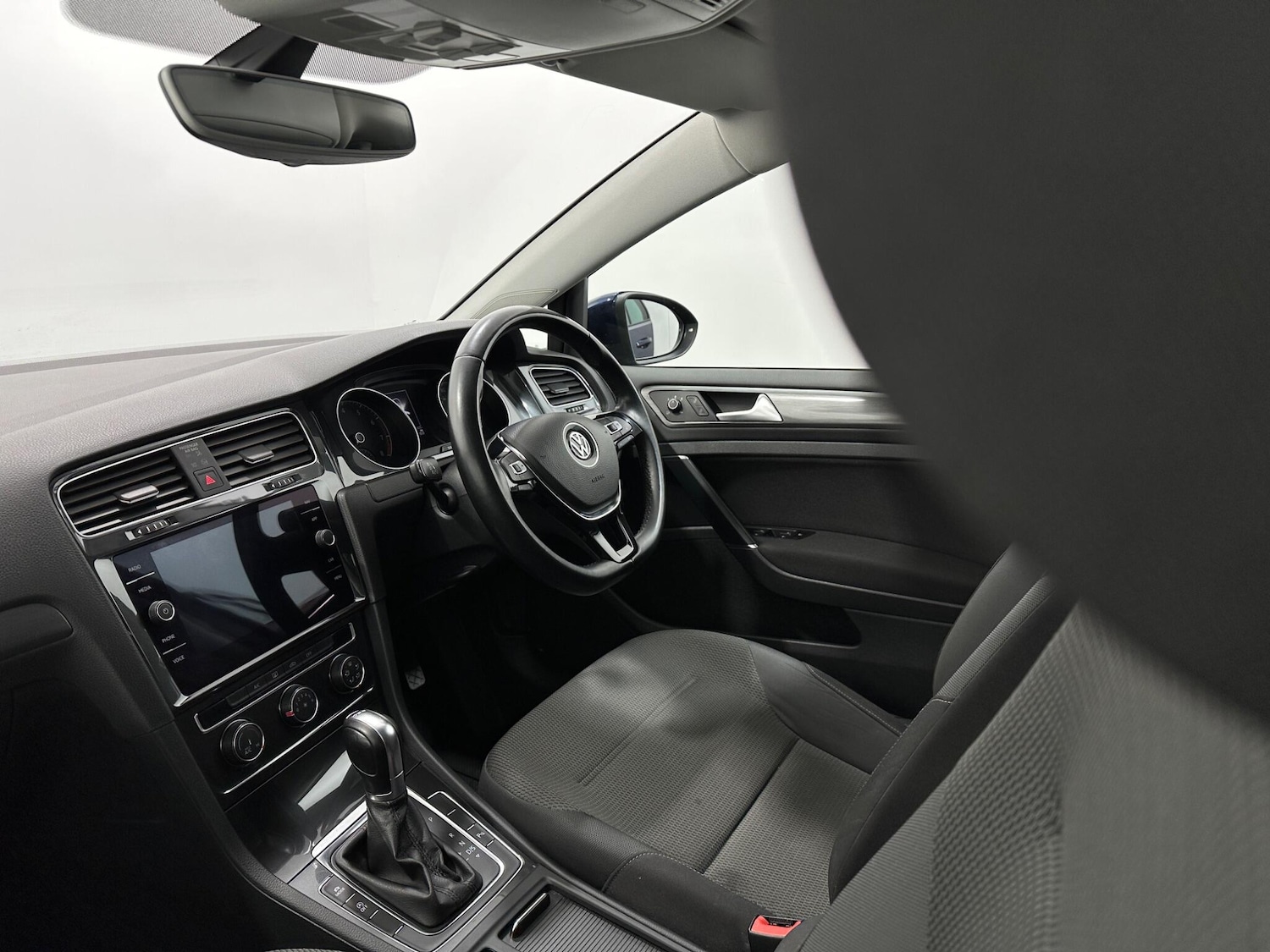 Used Volkswagen Golf 2019 for sale - 76913266: Photo 28