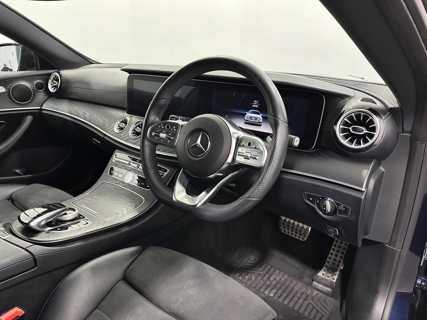 Used Mercedes-Benz E Class for sale - 77768064: Photo 10