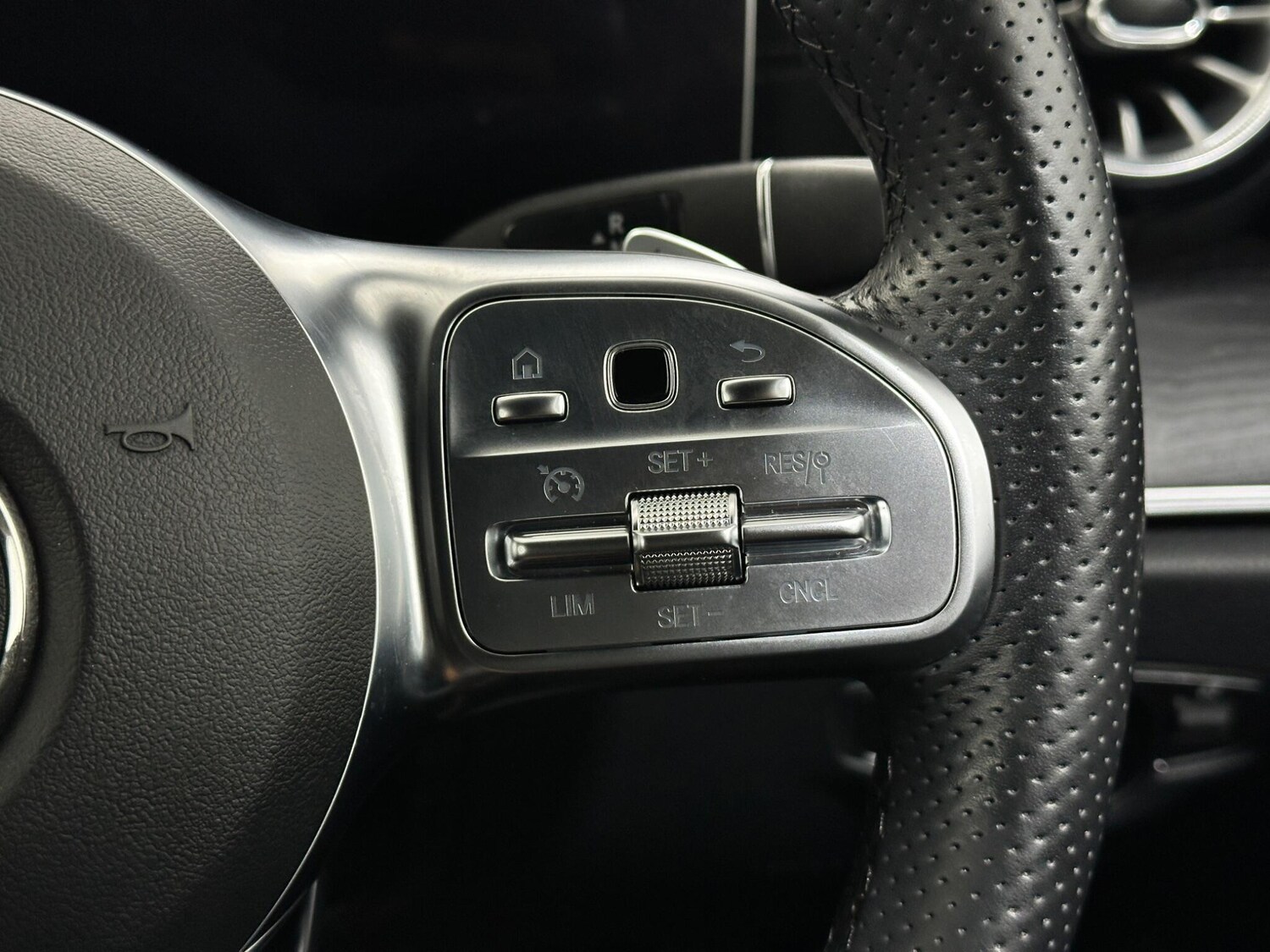 Used Mercedes-Benz E Class for sale - 77768064: Photo 16