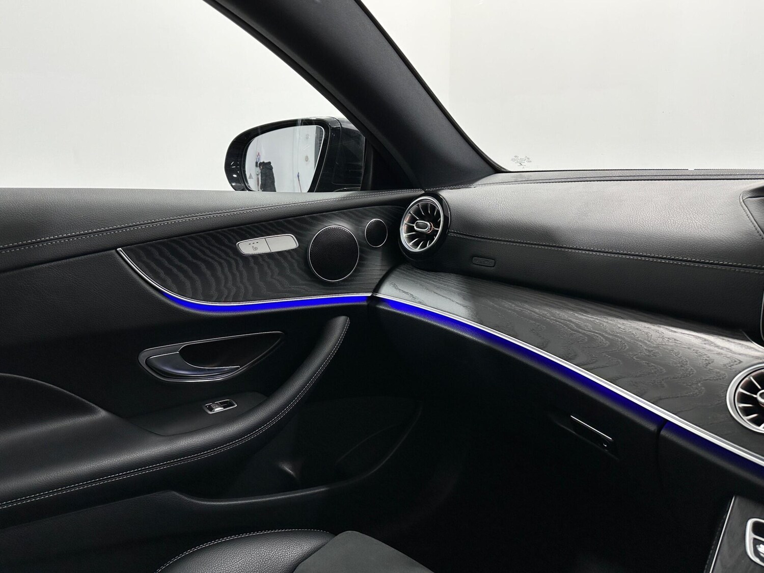 Used Mercedes-Benz E Class for sale - 77768064: Photo 28