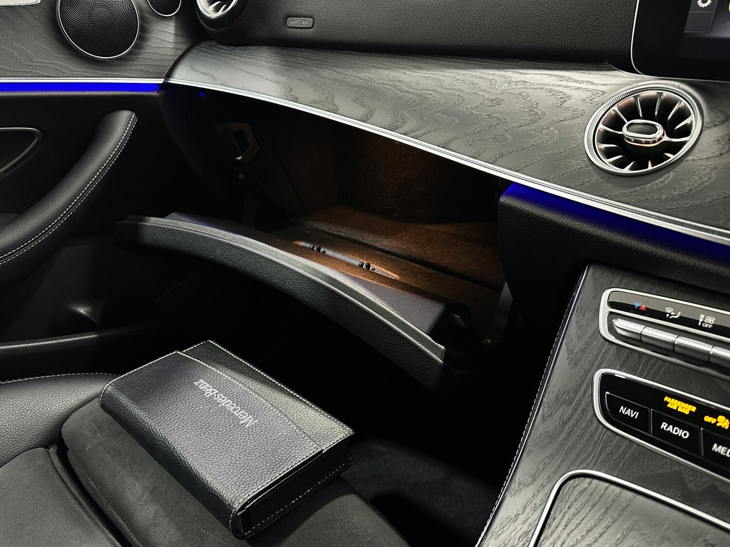 Used Mercedes-Benz E Class for sale - 77768064: Photo 29