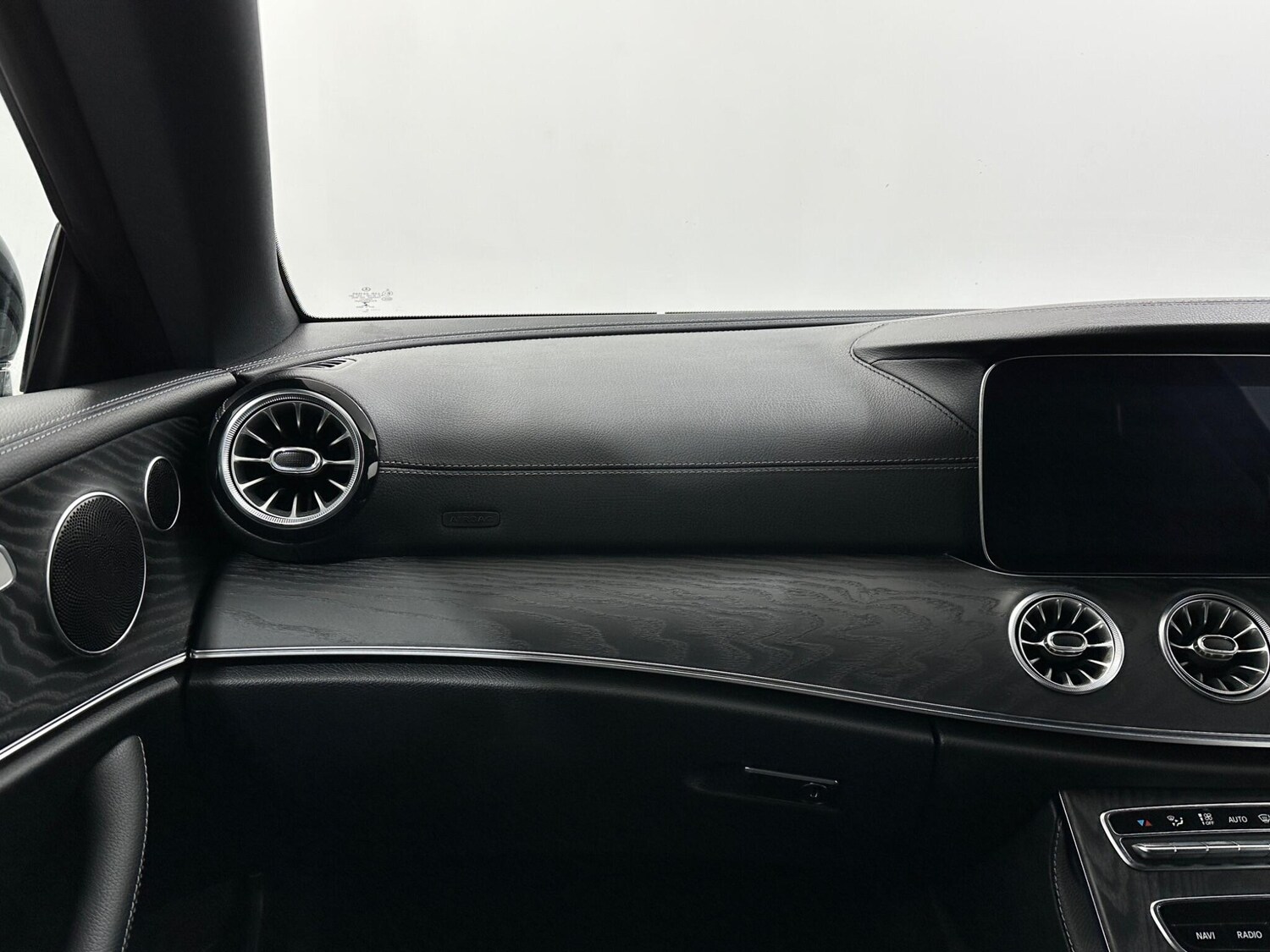 Used Mercedes-Benz E Class for sale - 77768064: Photo 30