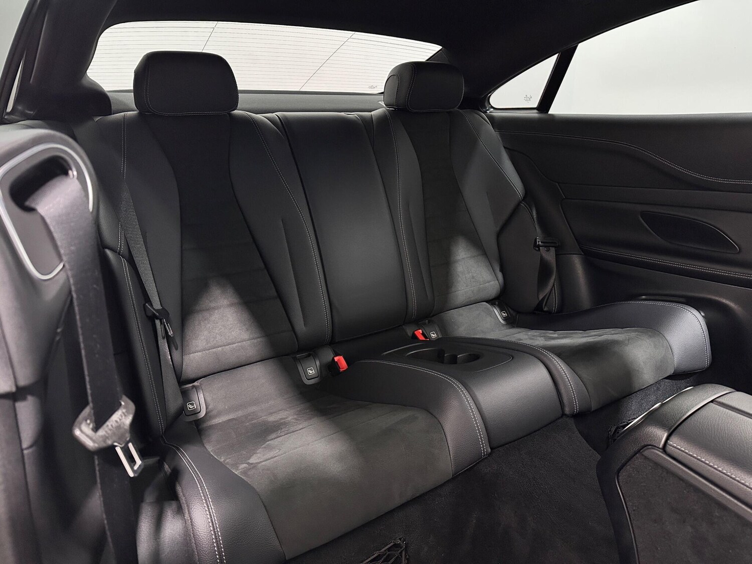 Used Mercedes-Benz E Class for sale - 77768064: Photo 39