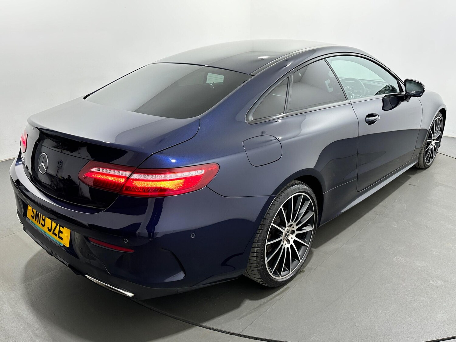 Used Mercedes-Benz E Class for sale - 77768064: Photo 48