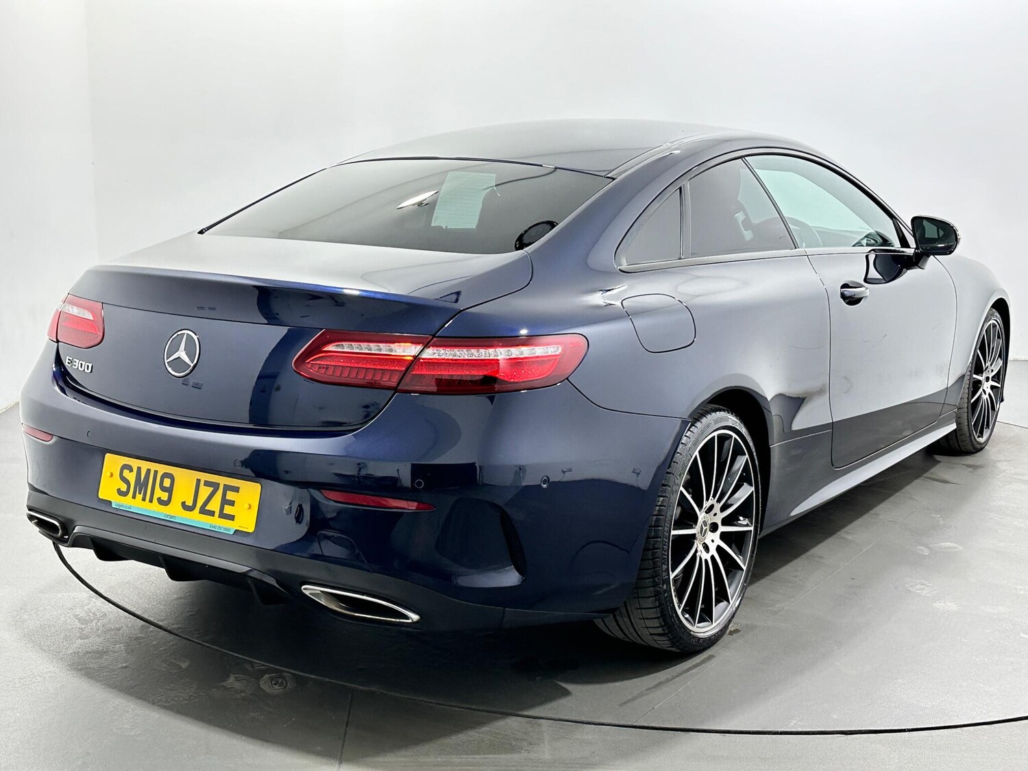 Used Mercedes-Benz E Class for sale - 77768064: Photo 8