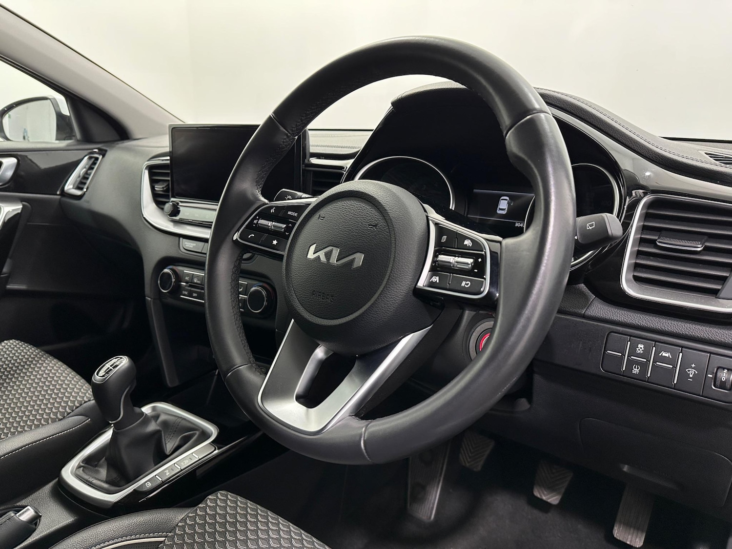 Used Kia Ceed 2023 for sale - 76878999: Photo 10