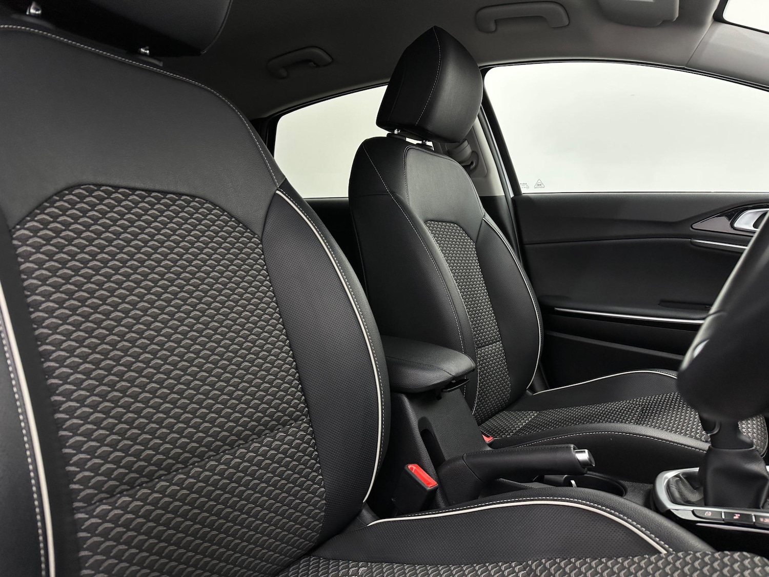 Used Kia Ceed 2023 for sale - 76878999: Photo 28