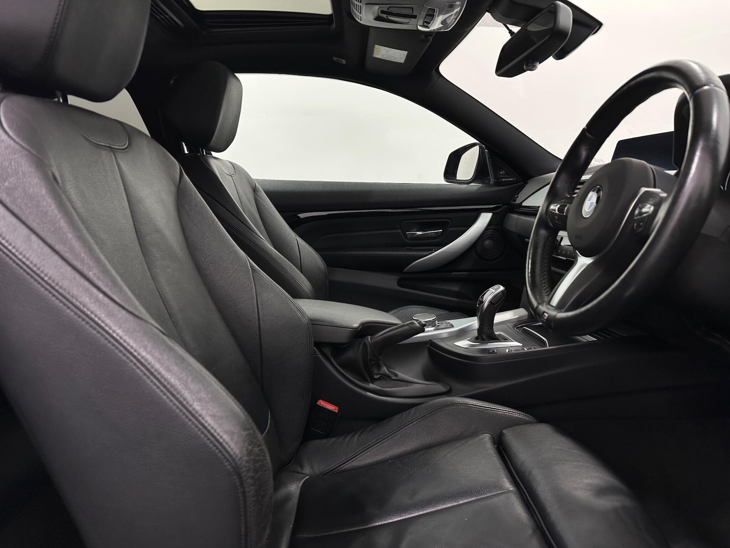 Used BMW 4 Series 2017 for sale - 77082093: Photo 32