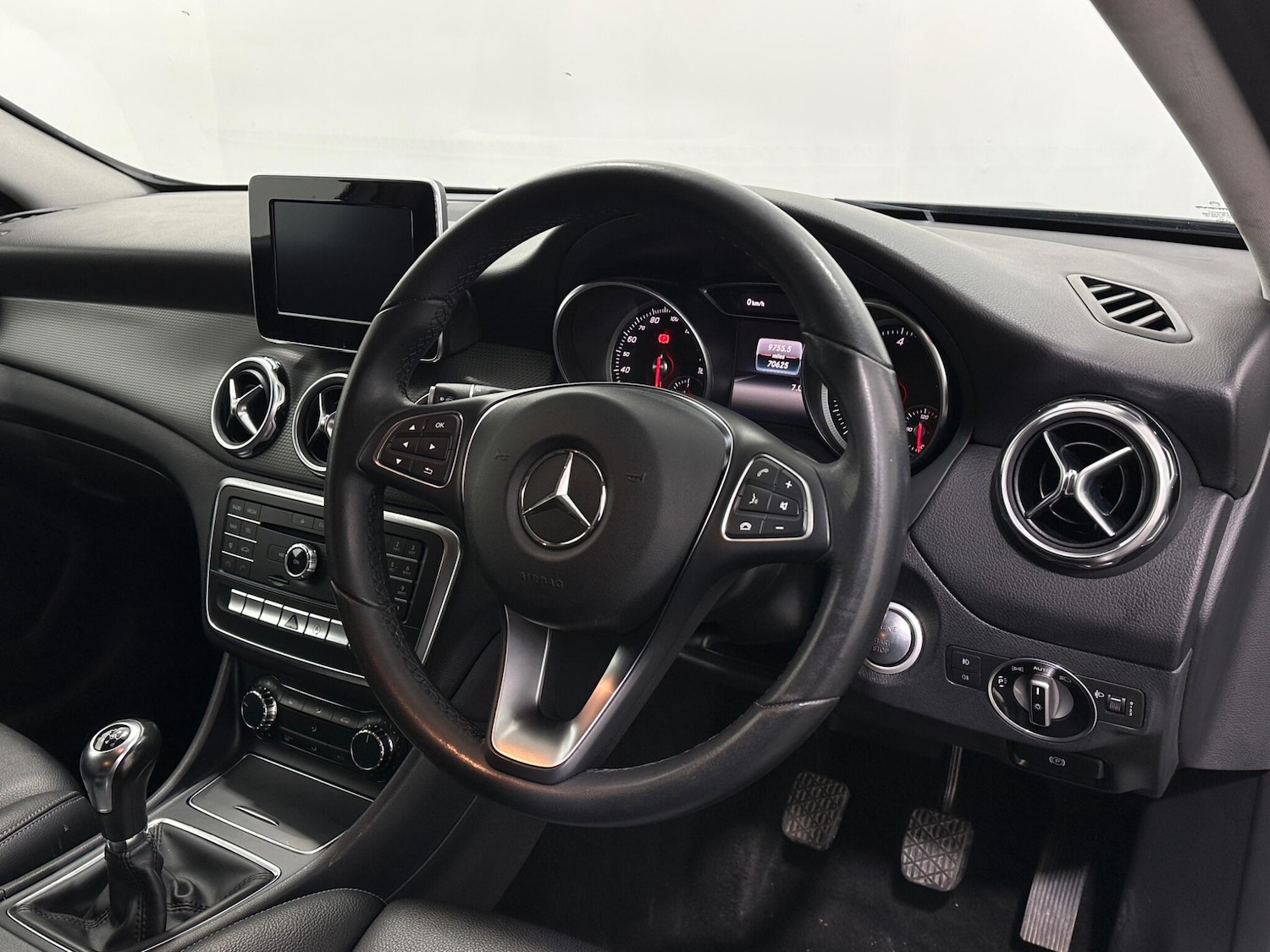 Used Mercedes-Benz GLA 2017 for sale - 76878857: Photo 10