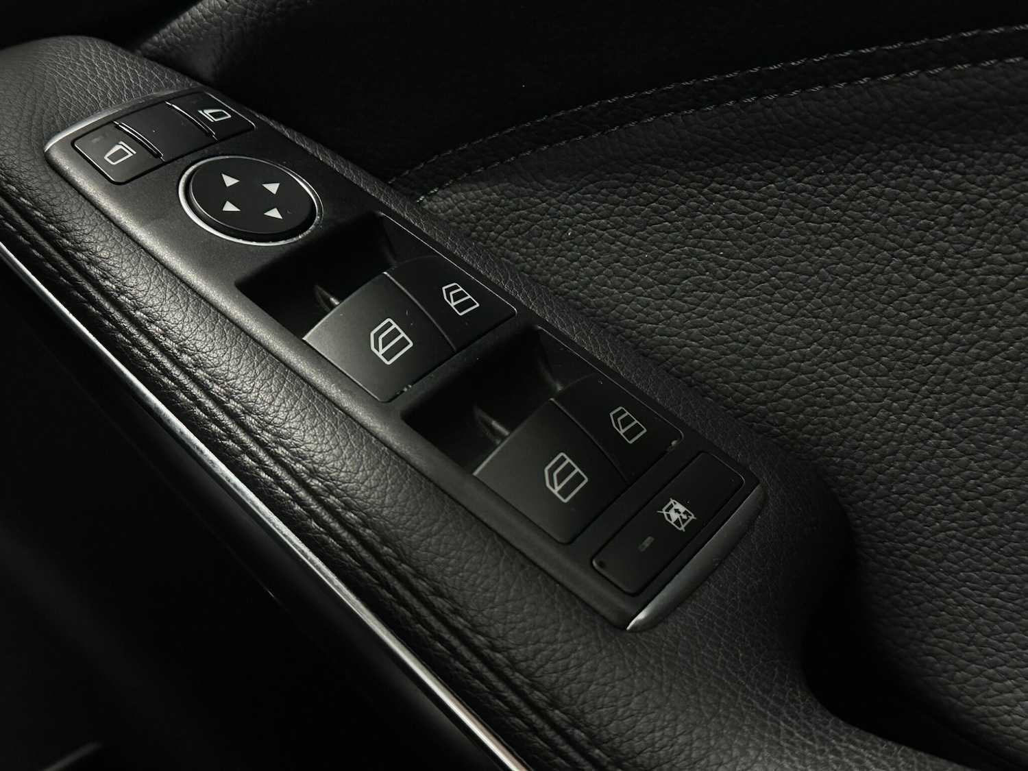 Used Mercedes-Benz GLA 2017 for sale - 76878857: Photo 17