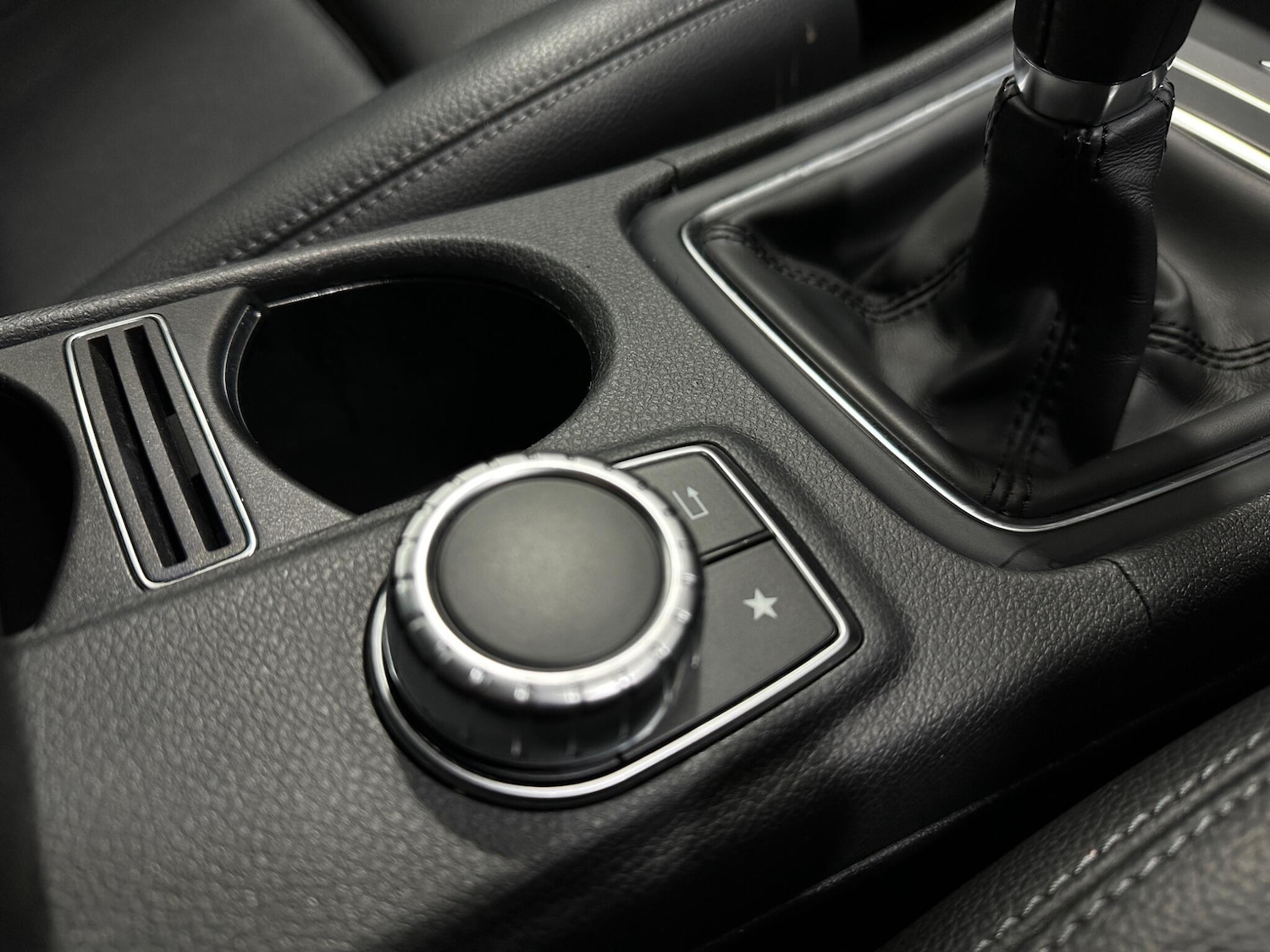 Used Mercedes-Benz GLA 2017 for sale - 76878857: Photo 19