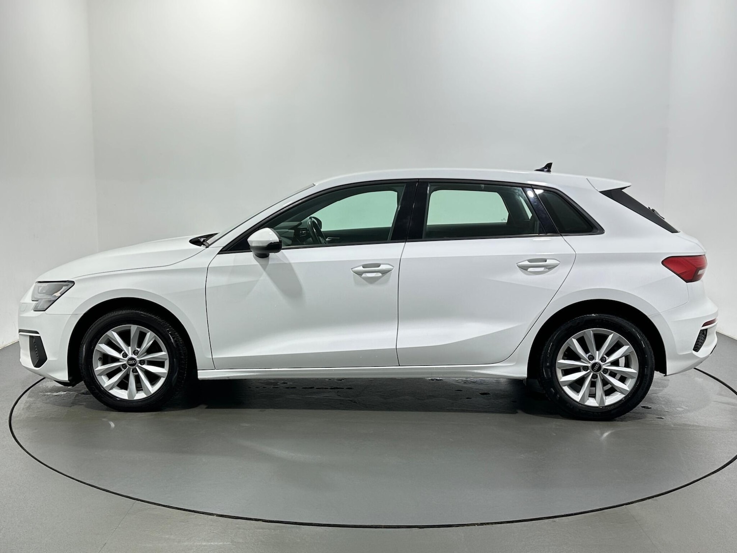 Used Audi A3 2021 for sale - 77330853: Photo 5