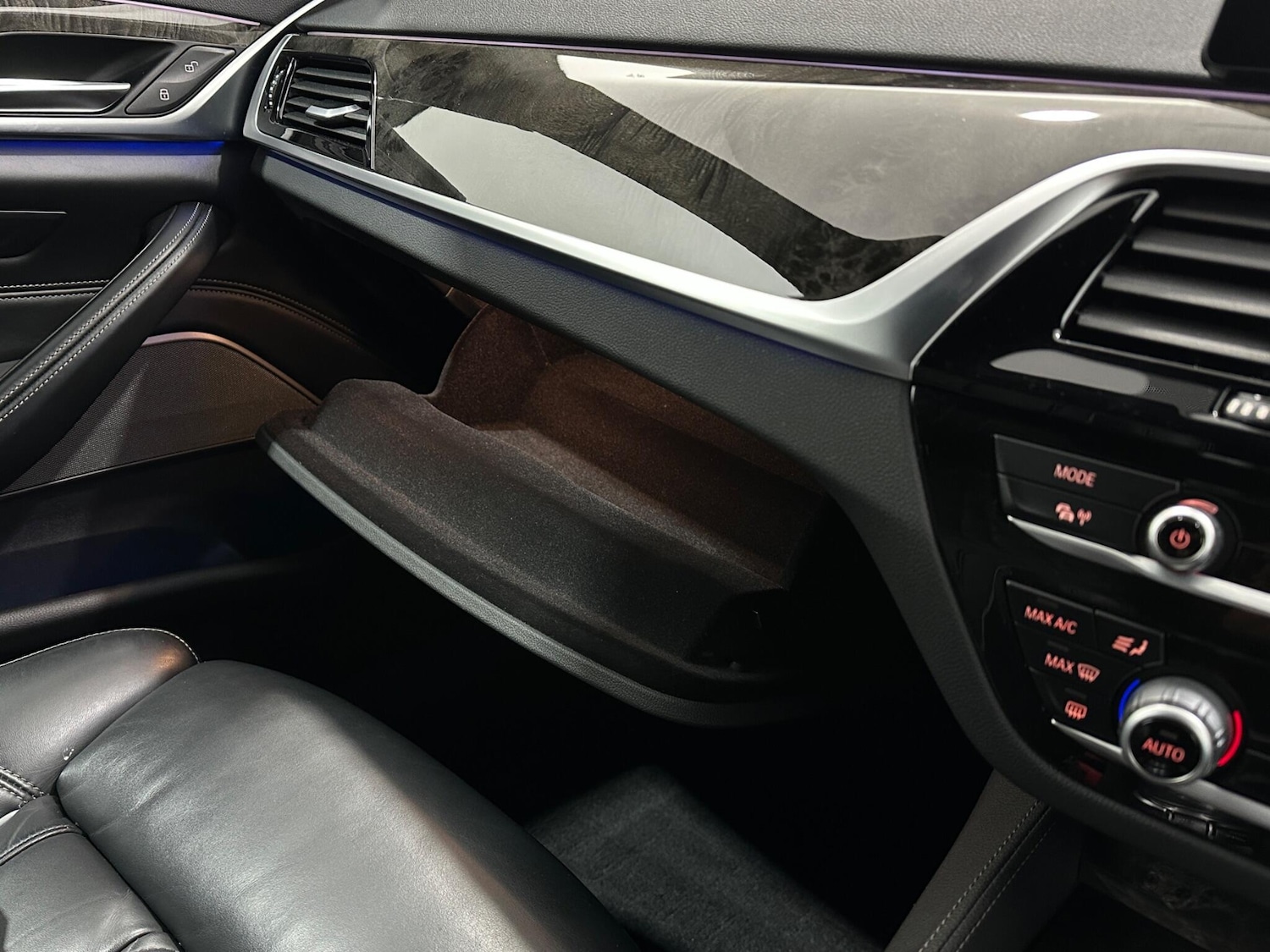 Used BMW 5 Series 2017 for sale - 76878839: Photo 28