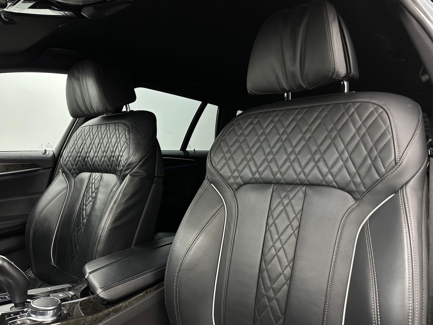 Used BMW 5 Series 2017 for sale - 76878839: Photo 35