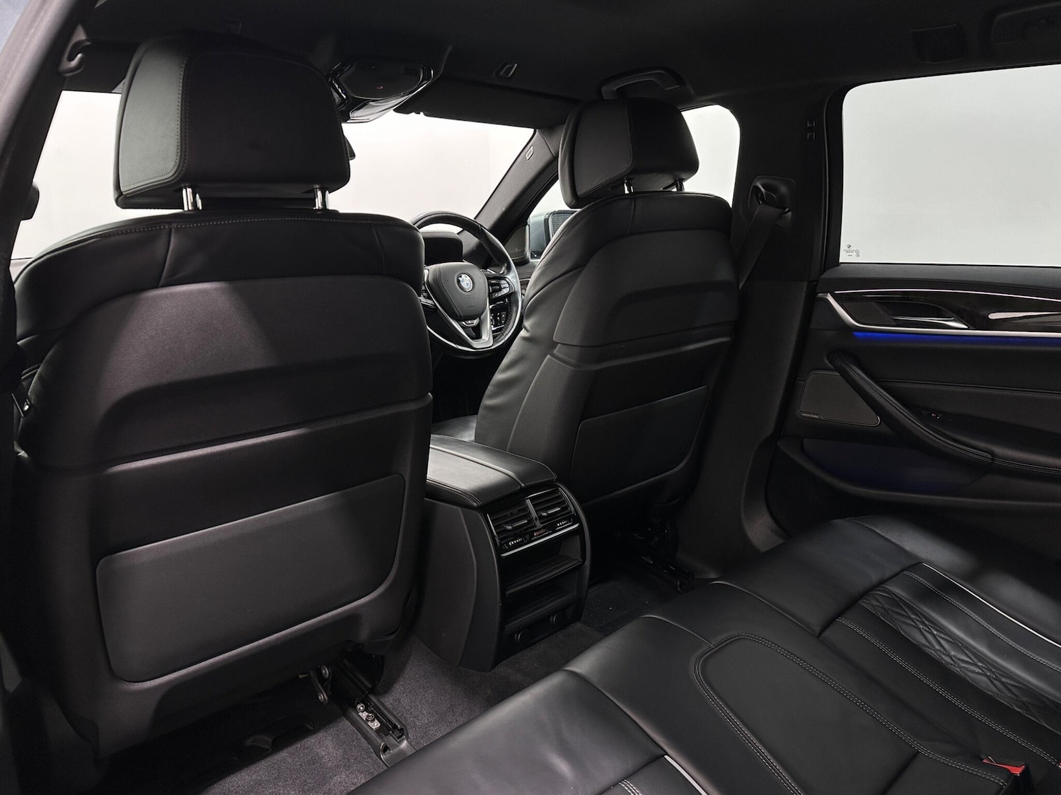 Used BMW 5 Series 2017 for sale - 76878839: Photo 37