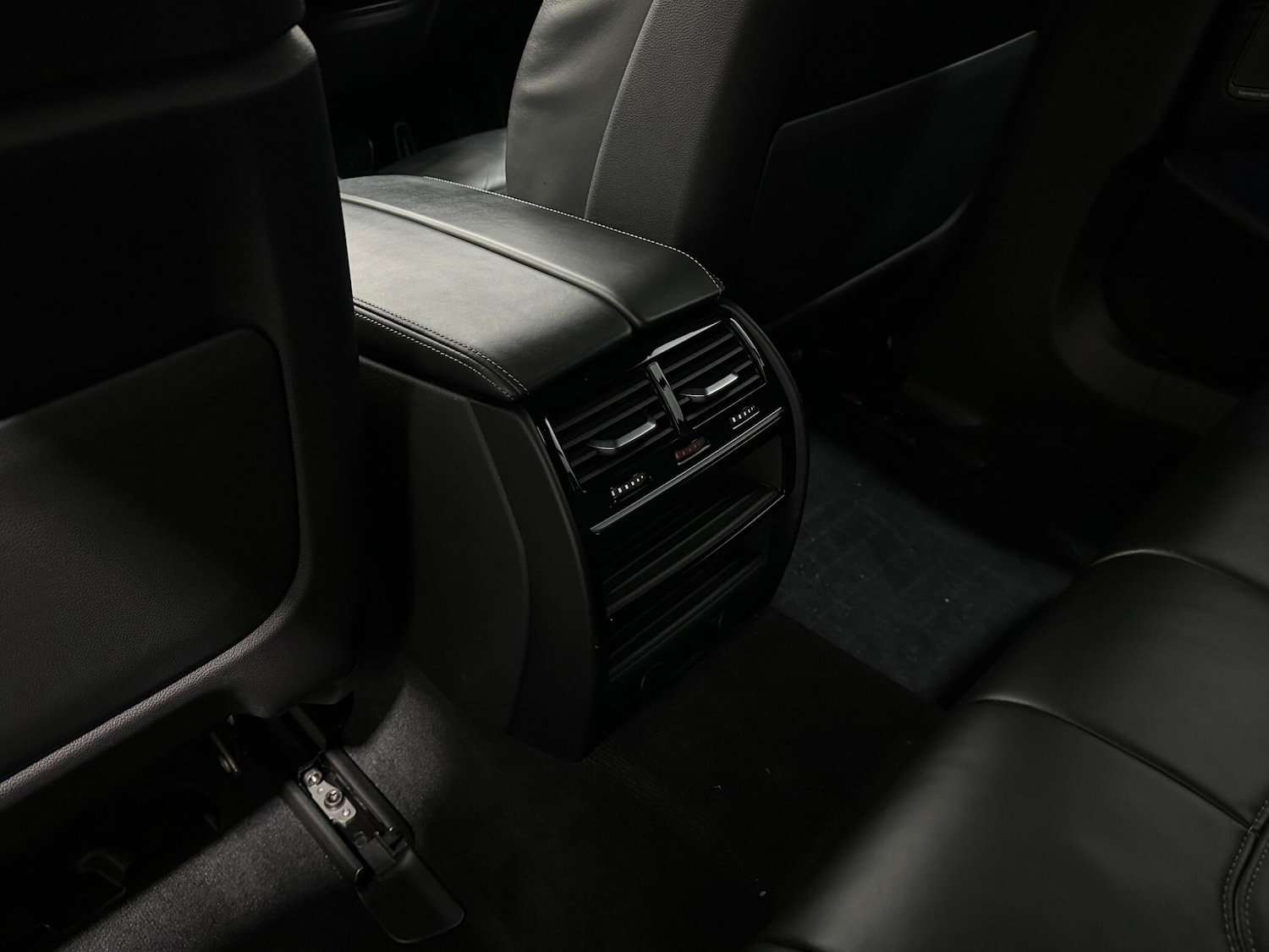 Used BMW 5 Series 2017 for sale - 76878839: Photo 38