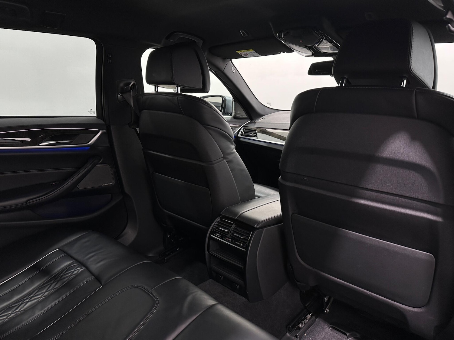 Used BMW 5 Series 2017 for sale - 76878839: Photo 42