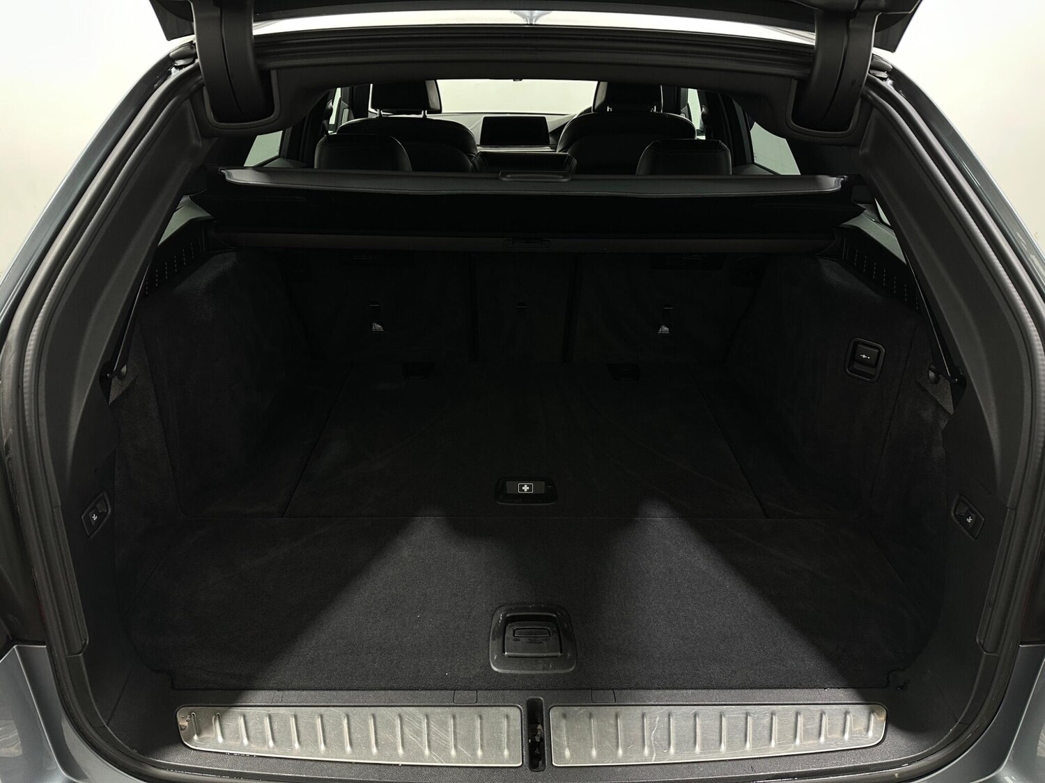 Used BMW 5 Series 2017 for sale - 76878839: Photo 48