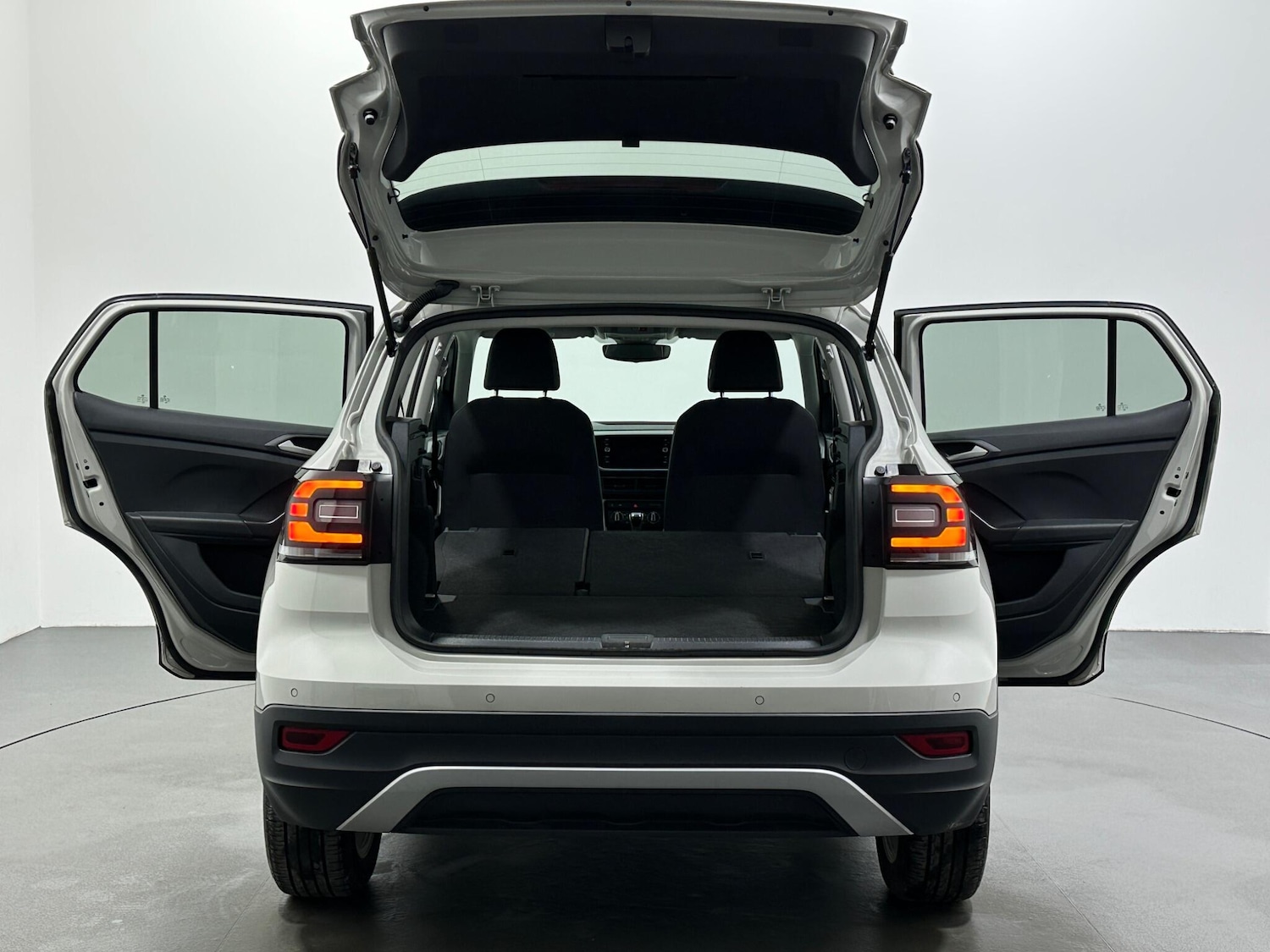 Used Volkswagen T-Cross 2021 for sale - 77412184: Photo 44