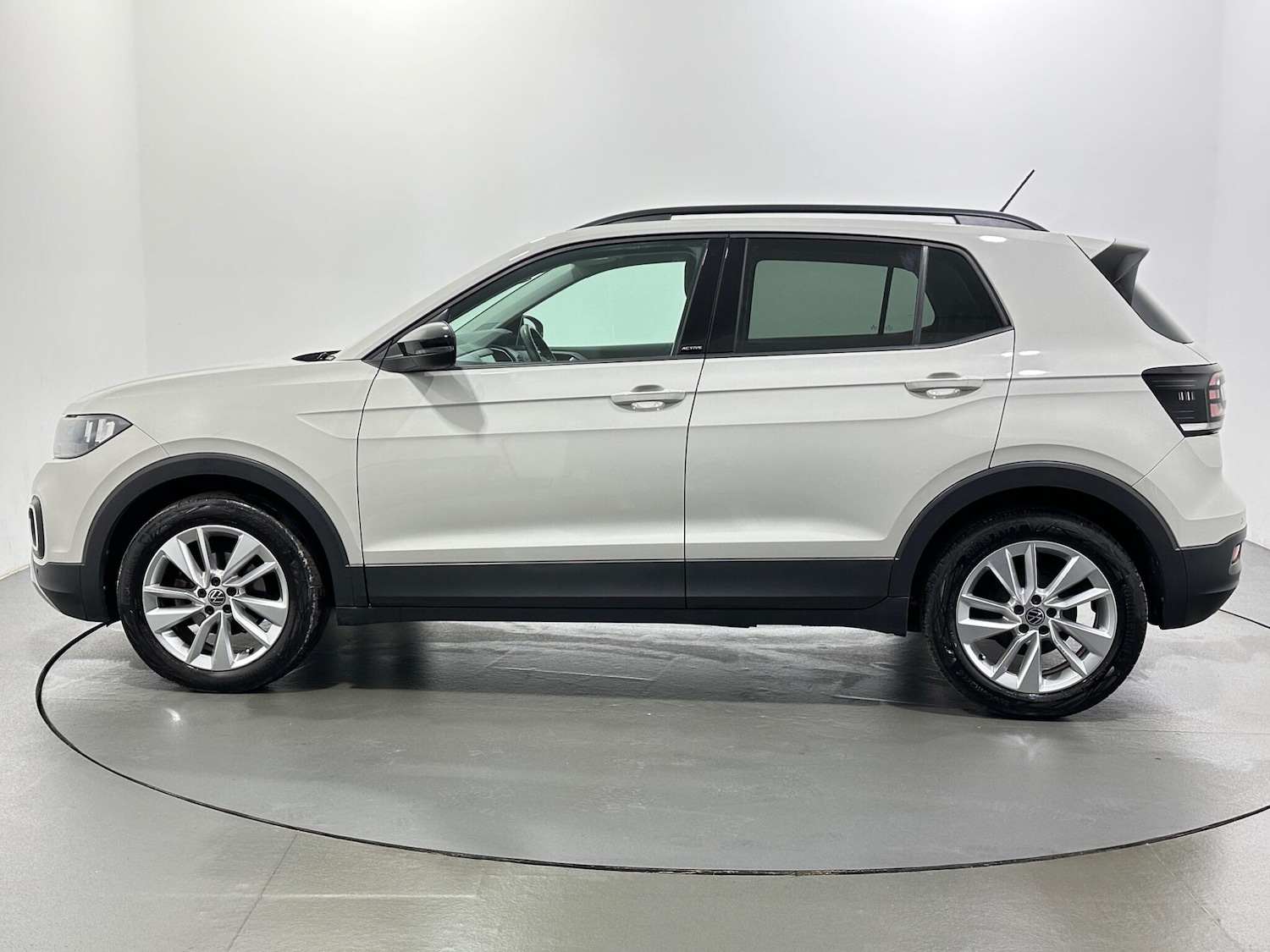 Used Volkswagen T-Cross 2021 for sale - 77412184: Photo 5