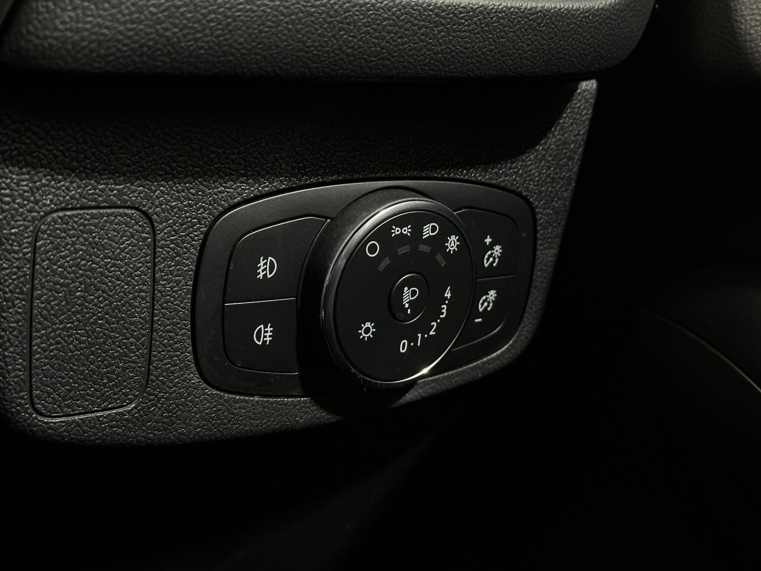 Used Ford Focus 2022 for sale - 78147988: Photo 18