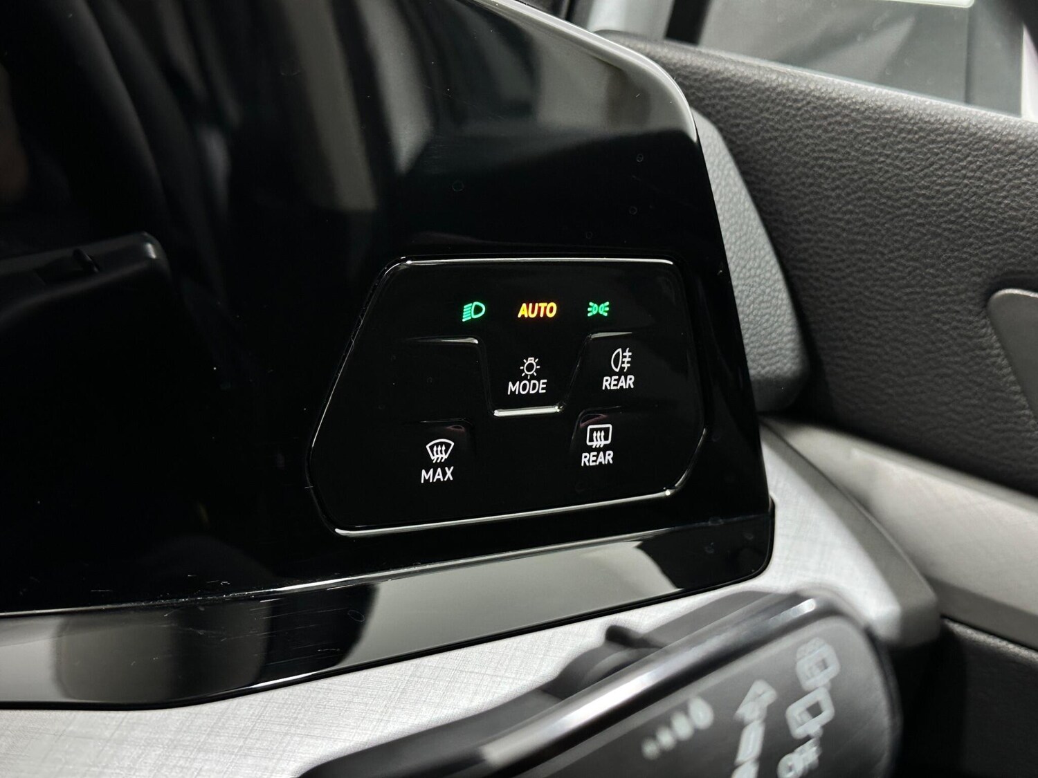 Used Volkswagen Golf 2023 for sale - 77839890: Photo 18