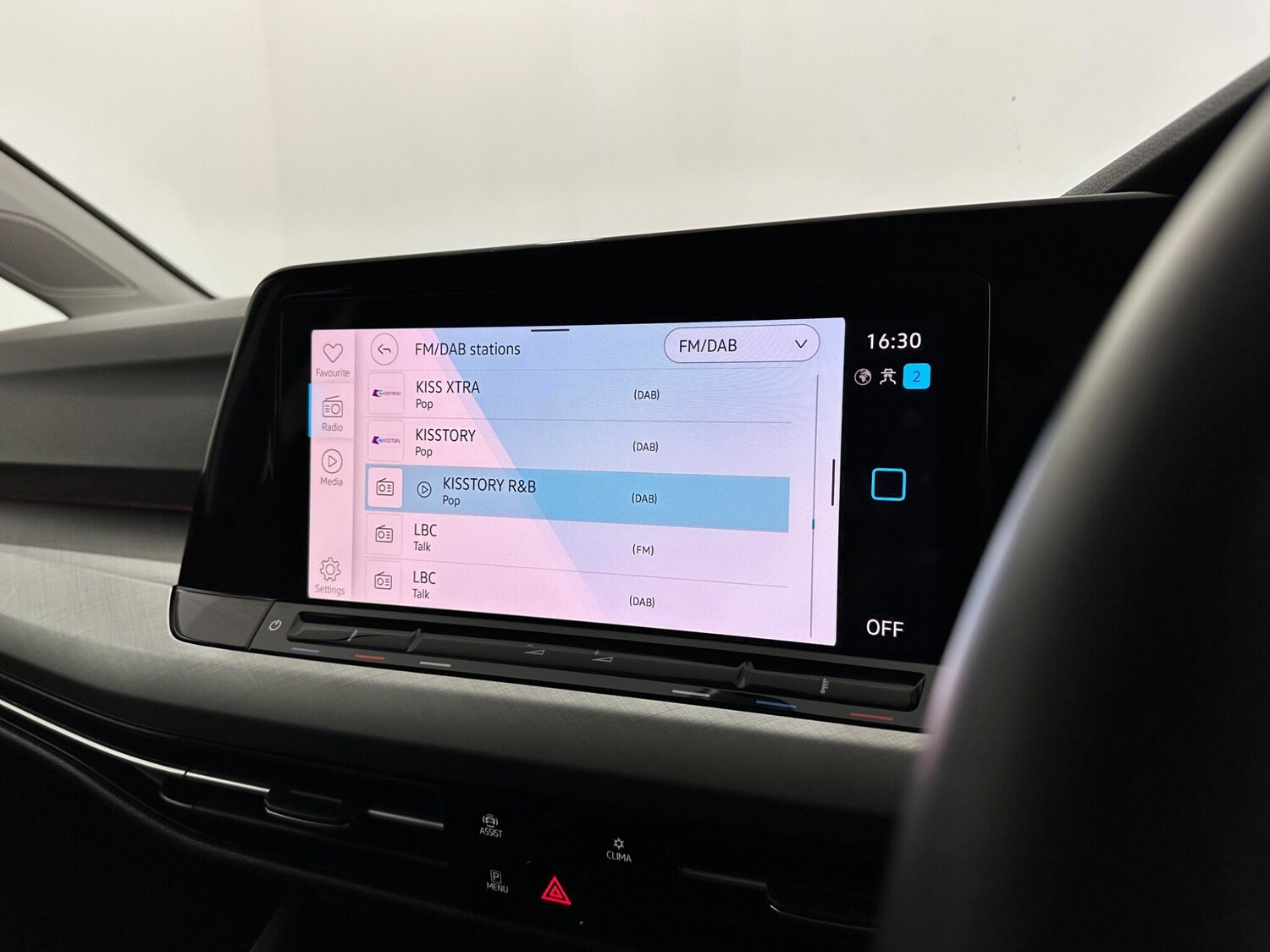 Used Volkswagen Golf 2023 for sale - 77839890: Photo 25