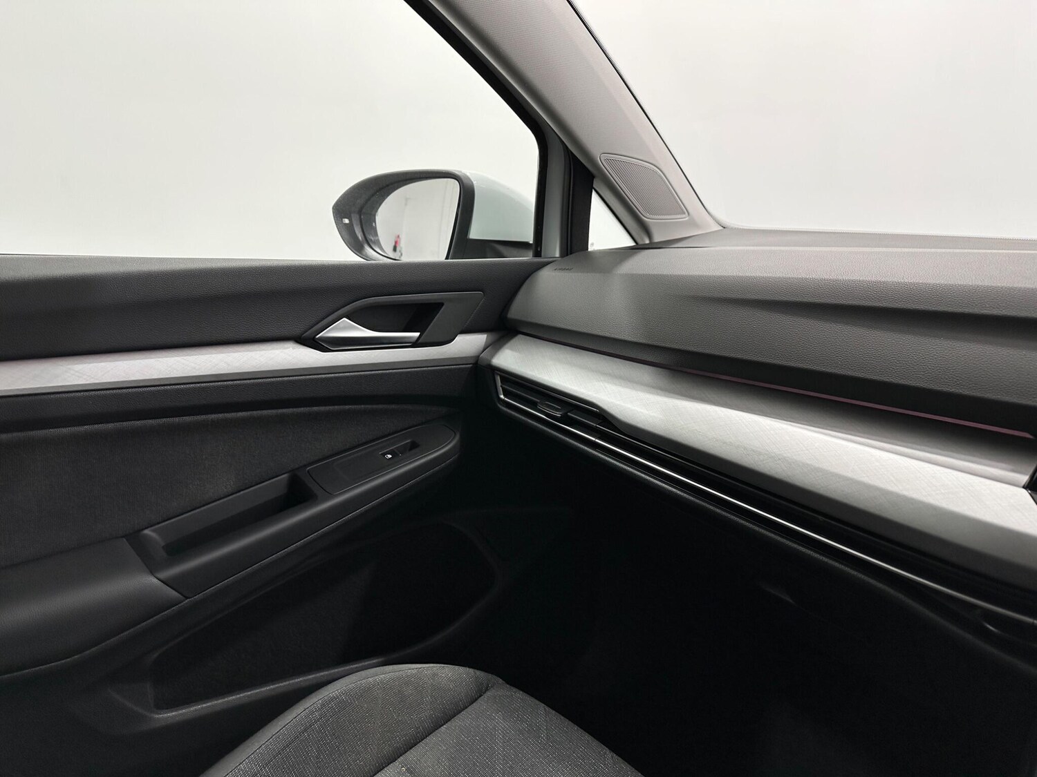 Used Volkswagen Golf 2023 for sale - 77839890: Photo 28