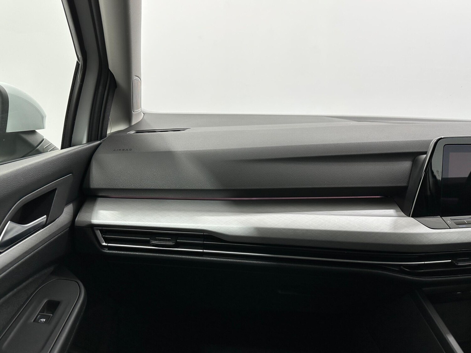 Used Volkswagen Golf 2023 for sale - 77839890: Photo 30