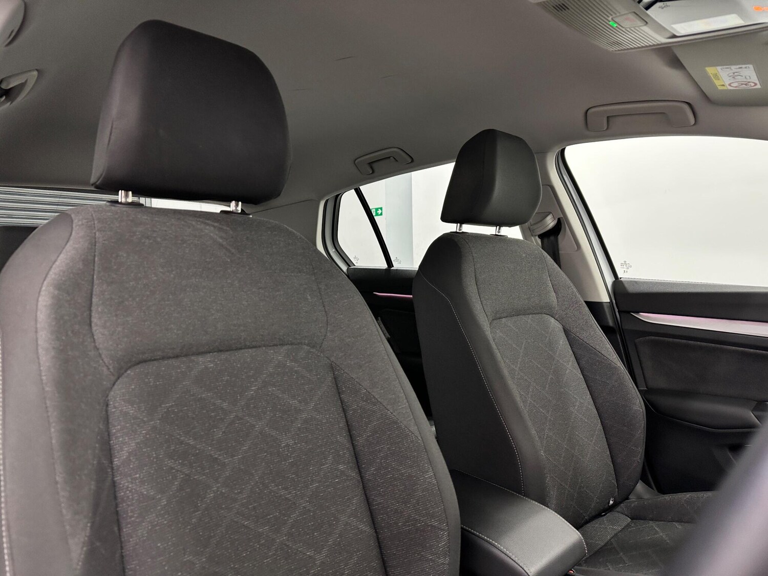 Used Volkswagen Golf 2023 for sale - 77839890: Photo 34