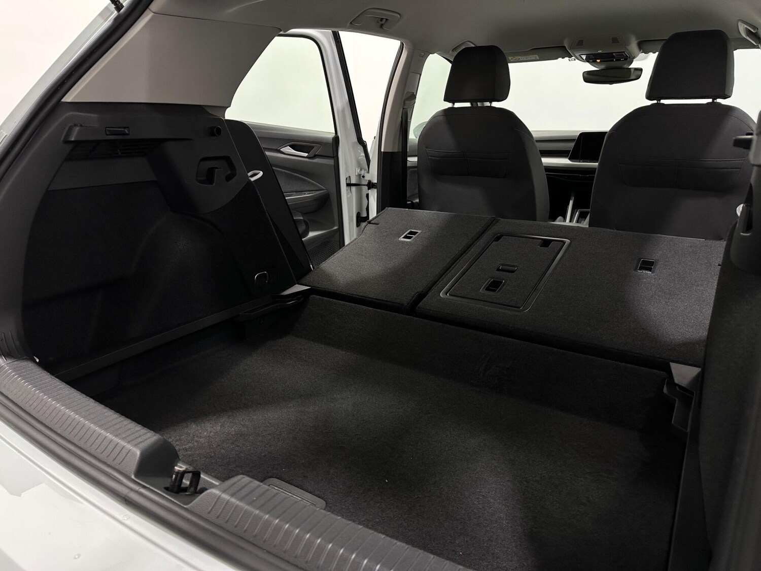 Used Volkswagen Golf 2023 for sale - 77839890: Photo 47