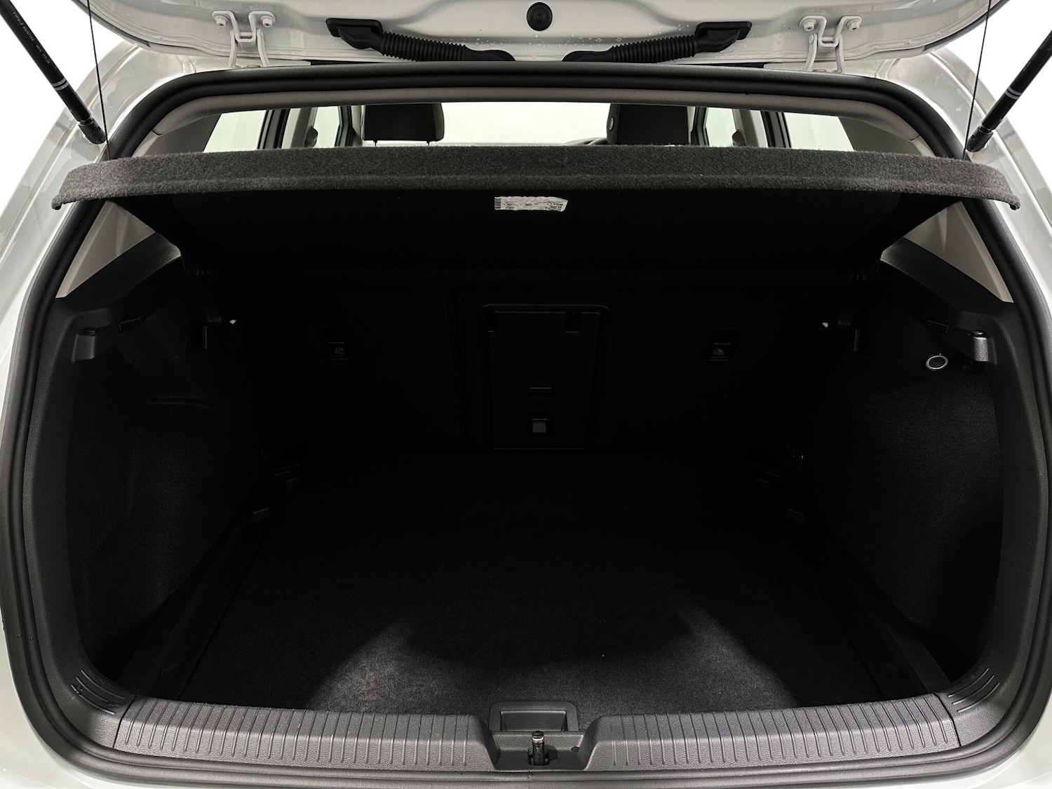 Used Volkswagen Golf 2023 for sale - 77839890: Photo 49