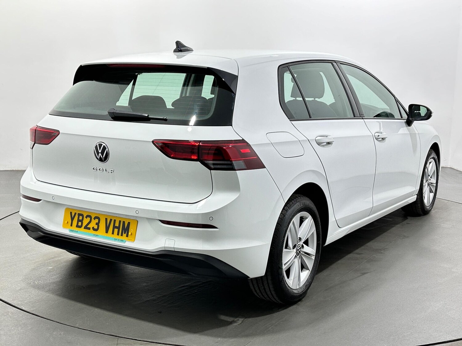 Used Volkswagen Golf 2023 for sale - 77839890: Photo 8